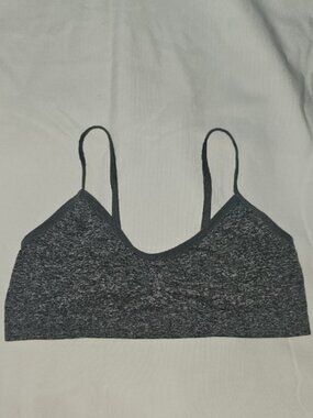 Unbranded Girls Size Medium Heather Gray Pullover Bralette Used